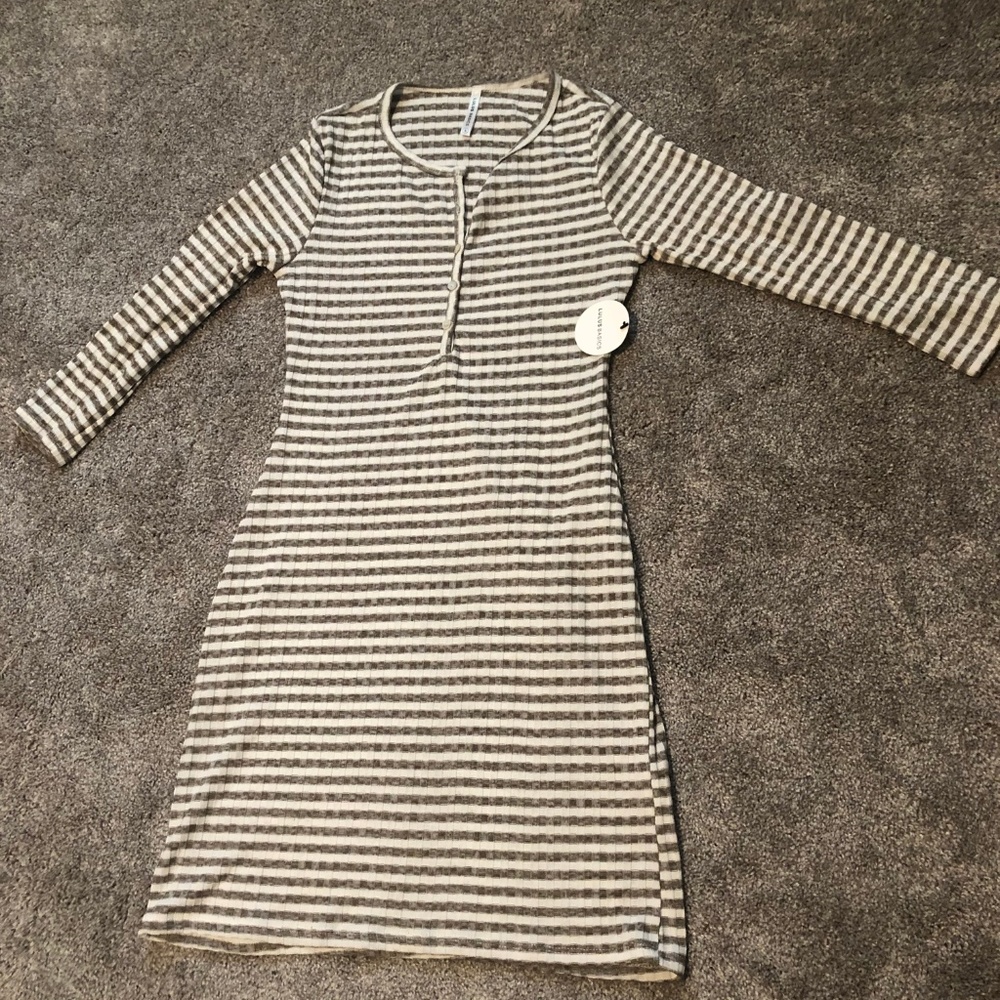 Lulus Ribbed Dress - Picture 4 of 7